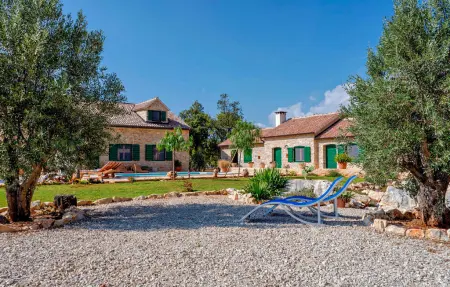 Villa Harpocrates, Maison 10 personnes à Stari Grad - Photo 1