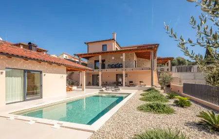 Location maison à Sveti Filip i Jakov, Villa Wave