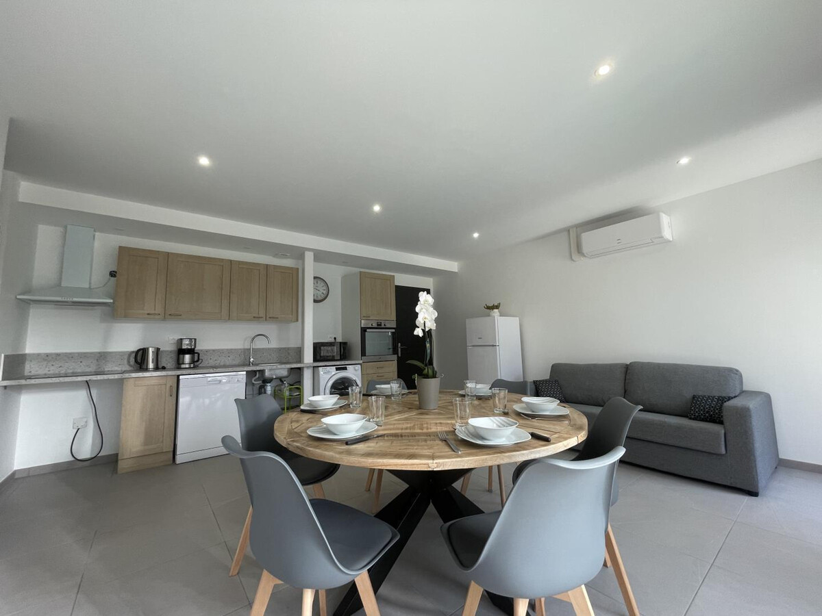 Gîte rénové piscine chauffée et spa à Couzon - Photo 18