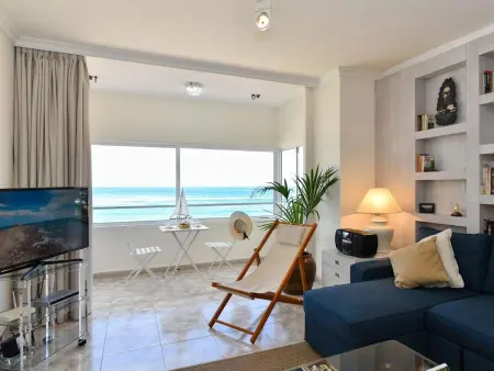 Appartement Las Canteras, vue mer à 30 m de la plage : photo 2