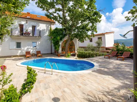 Maison Noveanni avec piscine privée à Krk : photo 39