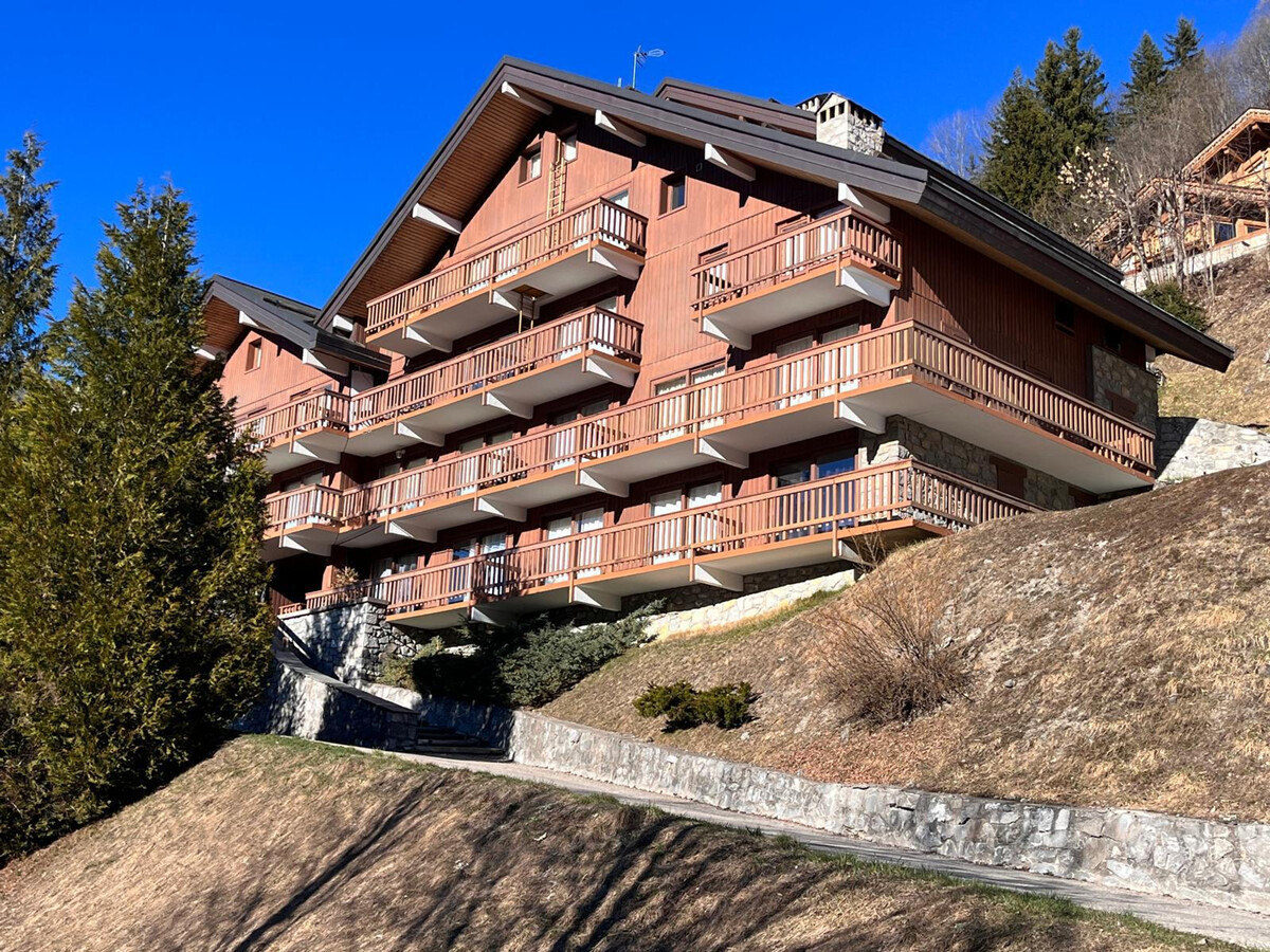 Appartement lumineux rénové avec balcon et parking - Photo 16