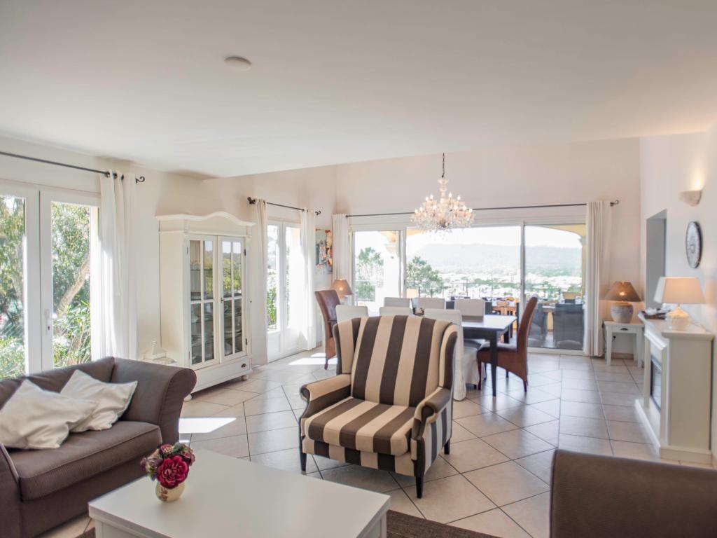 Villa La Parure – 6 pers., piscine chauffée à Vidauban - Photo 8