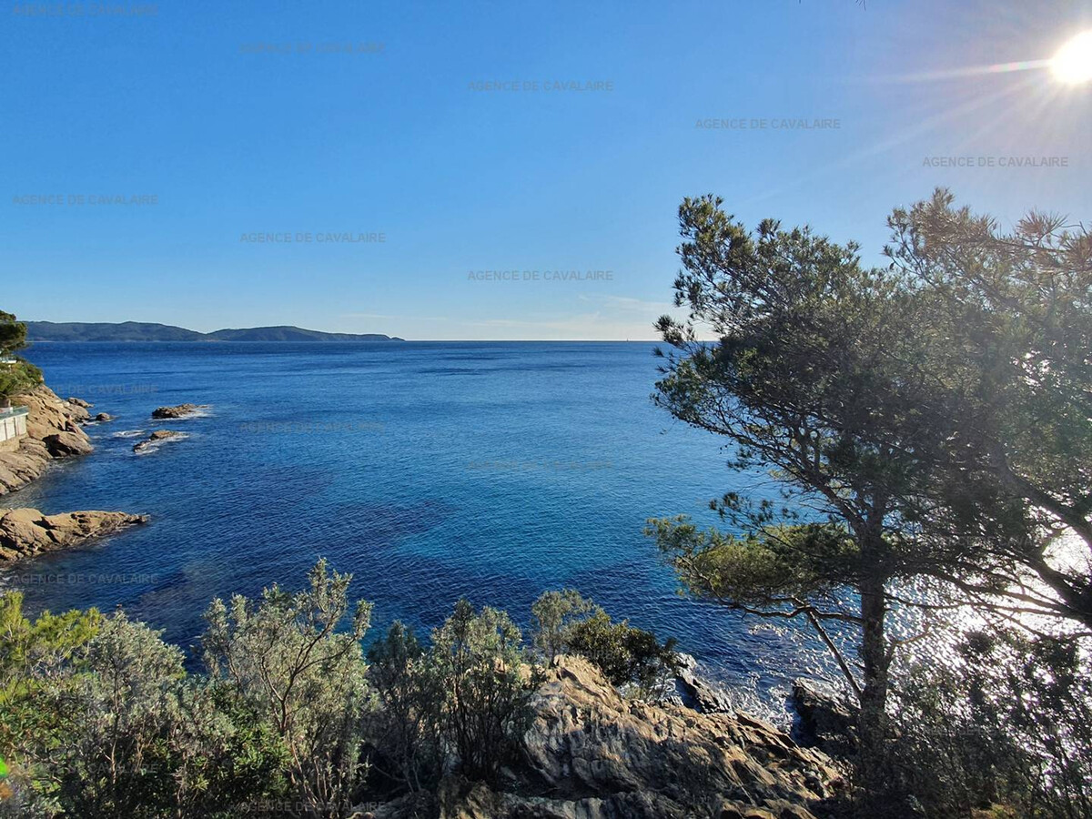 Studio mezzanine vue mer à Cavalaire-sur-Mer - Photo 2