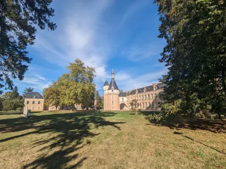 Appartement Château Tour Parc Balsan à Châteauroux : photo 24