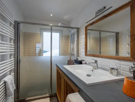 Appartement charmant 4 pièces avec parking et WiFi à Courchevel : photo 11