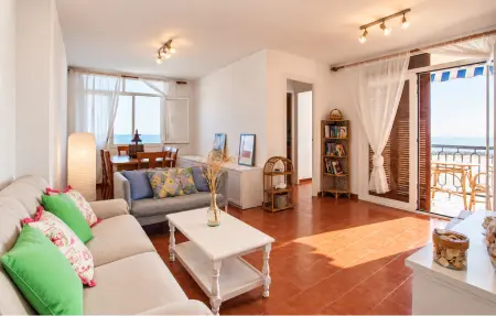 Appartement 85 m² avec vue mer, piscine et plage à Cunit : photo 3