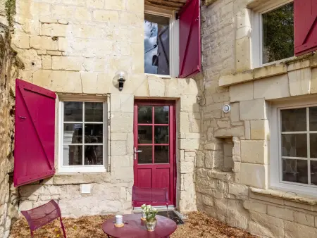 Gîte troglodyte avec jacuzzi et billard aux Ulmes : photo 32