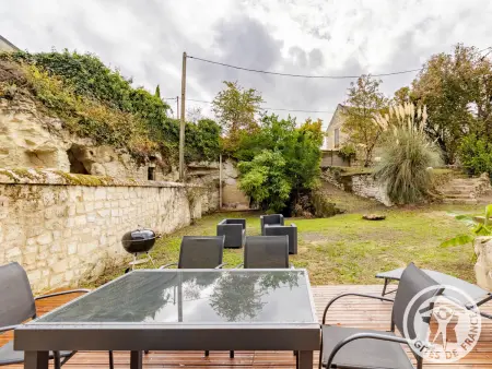 Gîte troglodyte avec jacuzzi et billard aux Ulmes : photo 36