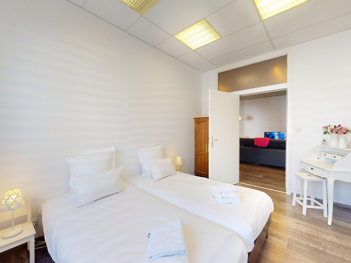Appartement 89 m² rénové face au Musée Unterlinden - Photo 2