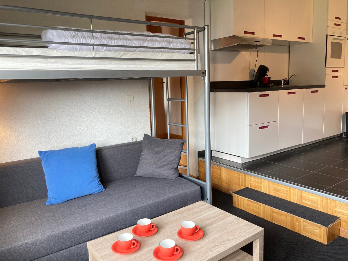 Appart 2 pièces 6 pers, 8e étage, vue montagne - Photo 4