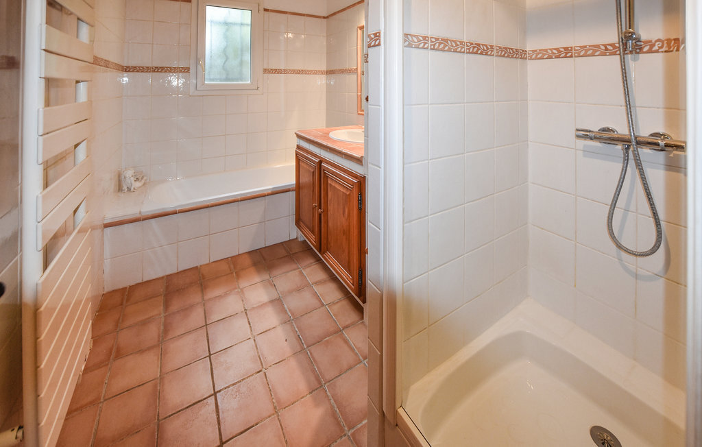 Maison 5 chambres avec jardin privé à Mazan - Photo 14