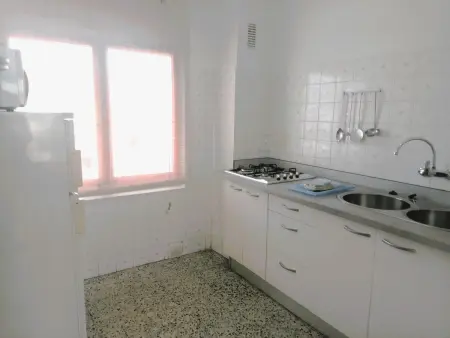 Appartement 2 chambres en 2e ligne de plage à Roses, terrasse 15 m² : photo 10