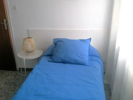 Appartement 2 chambres en 2e ligne de plage à Roses, terrasse 15 m² : photo 17