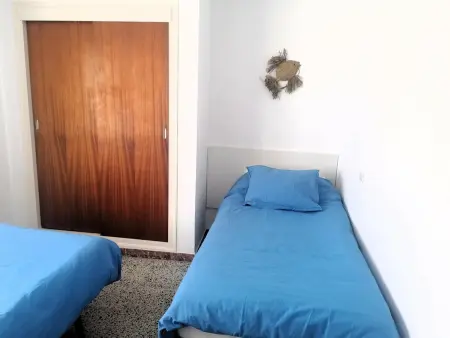 Appartement 2 chambres en 2e ligne de plage à Roses, terrasse 15 m² : photo 18