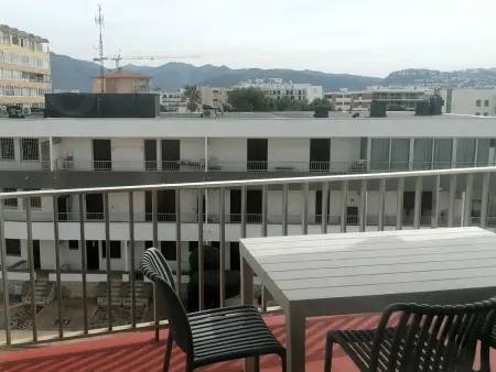 Appartement 2e ligne de plage à Roses, 2 chambres, clim et terrasse : photo 22