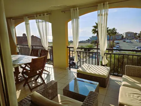 Appartement 2ch terrasse vue mer, 150m plage Scaffa Rossa : photo 2