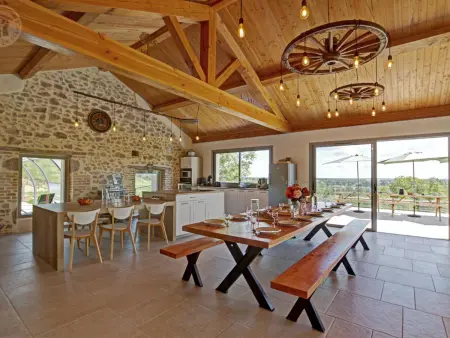Le Clos Saint-Jean : gîte 14 pers., piscine chauffée : photo 5