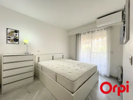 Appartement 2 pièces front de mer avec piscine à Menton : photo 8