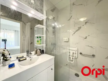 Appartement 2 pièces front de mer avec piscine à Menton : photo 10