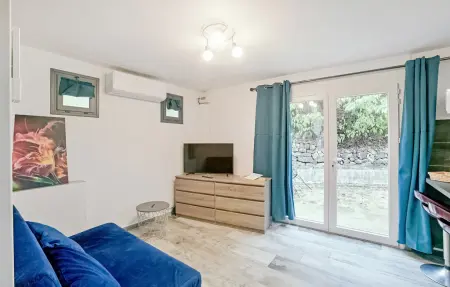 Appartement 35m² avec piscine partagée à Vallon Pont d'Arc : photo 4