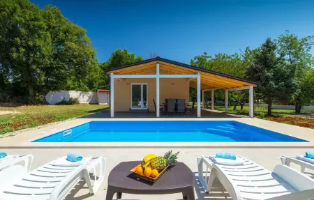 Location maison à Pula, Villa Nezakcij