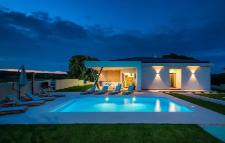 Villa Valin, Maison 8 personnes à Krnica - Photo 9