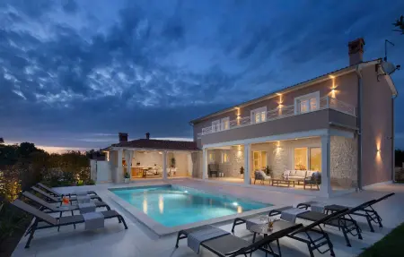 Location maison à Zminj, Villa Simona Residence