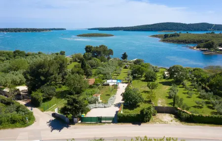 Location maison de vacances à Liznjan