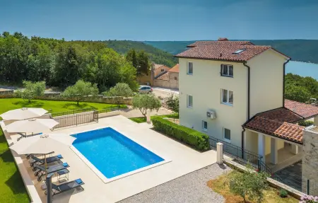 Location maison à Labin   Rabac