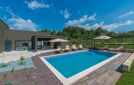 Location maison de vacances à Barban