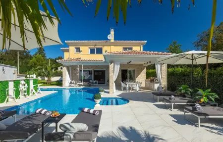 Location maison à Umag