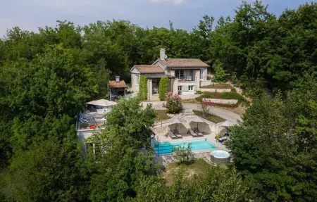 Location maison à Pican, Villa Pican