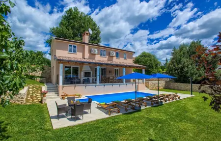 Location maison à Sveti Petar u Sumi, Villa Samanta