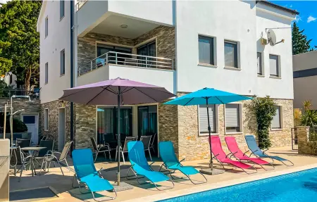 Location maison à Starigrad