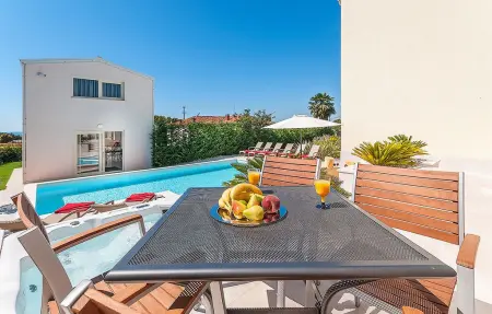 Villa Bruna, Maison 12 personnes à Porec - Photo 10
