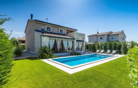 Location maison à Zminj, Villa Calma