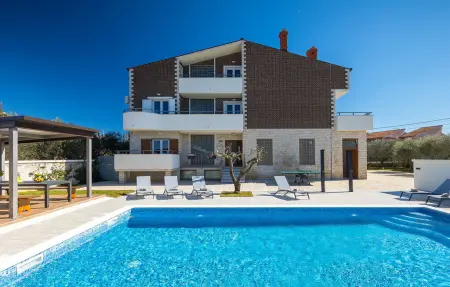 Location maison à Pula, Villa Berg