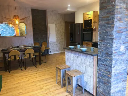 Location appartement à Les Avanchers Valmorel, Appartement skis aux pieds, rénové, pour 10 personnes, avec WiFi inclus