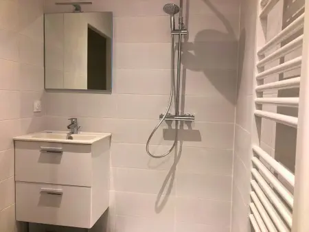 Appartement skis aux pieds, rénové, pour 10 personnes, avec WiFi inclus : photo 12