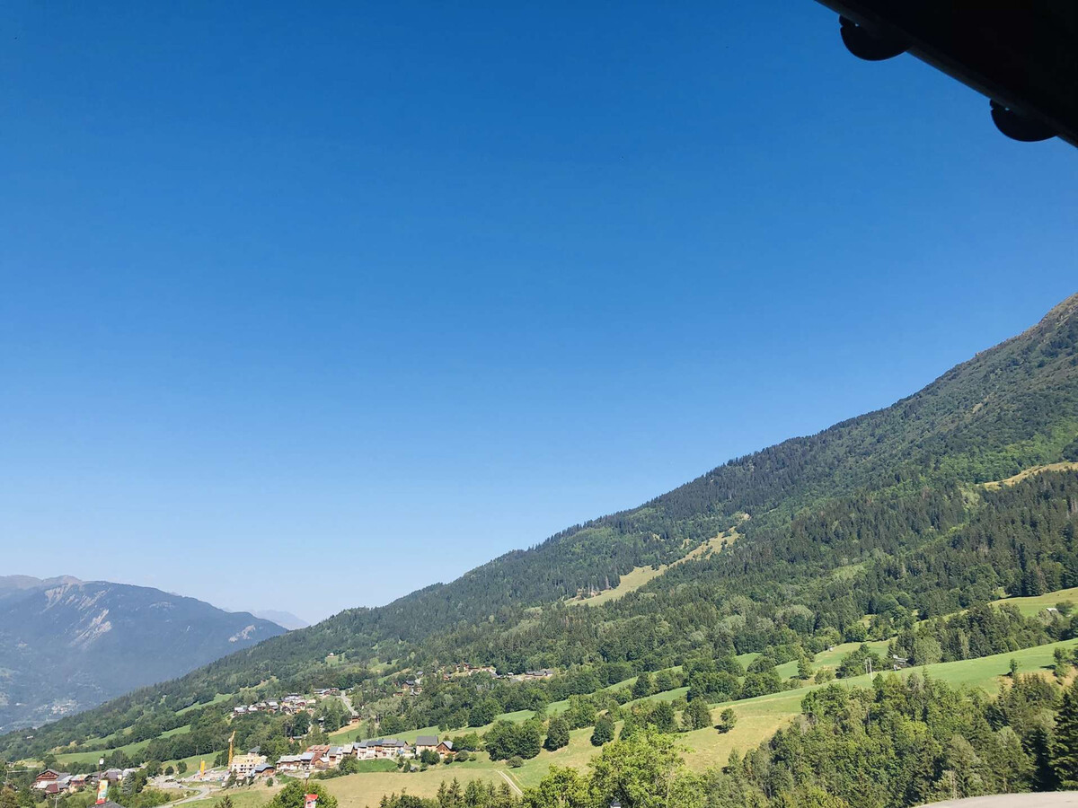 2 pièces rénové avec mezzanine, 5 couchages aux pieds des pistes - Photo 13