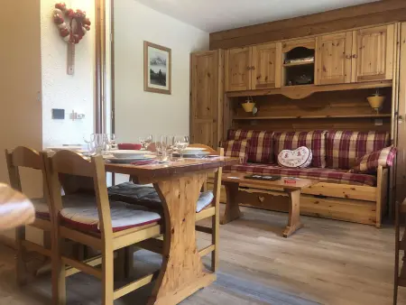 Location appartement à Les Avanchers Valmorel, Charmant studio pour 4 à Valmorel - Proche pistes et commerces, classé 2 étoiles, animaux admis