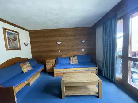 Location appartement à Les Avanchers Valmorel, Duplex spacieux 8 pers, proche pistes et commerces, balcon, cuisine équipée, parking couvert