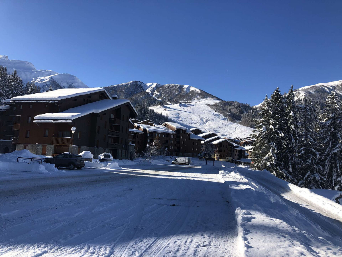 2 pièces rénové skis aux pieds, terrasse, Valmorel - Photo 9