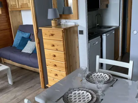 Location appartement à Les Avanchers Valmorel, Douillet studio 2 étoiles, proche pistes, balcon et cuisine équipée