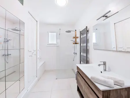 Maison Le Grand Pin – vue mer, 400 m plage La Madrague : photo 19