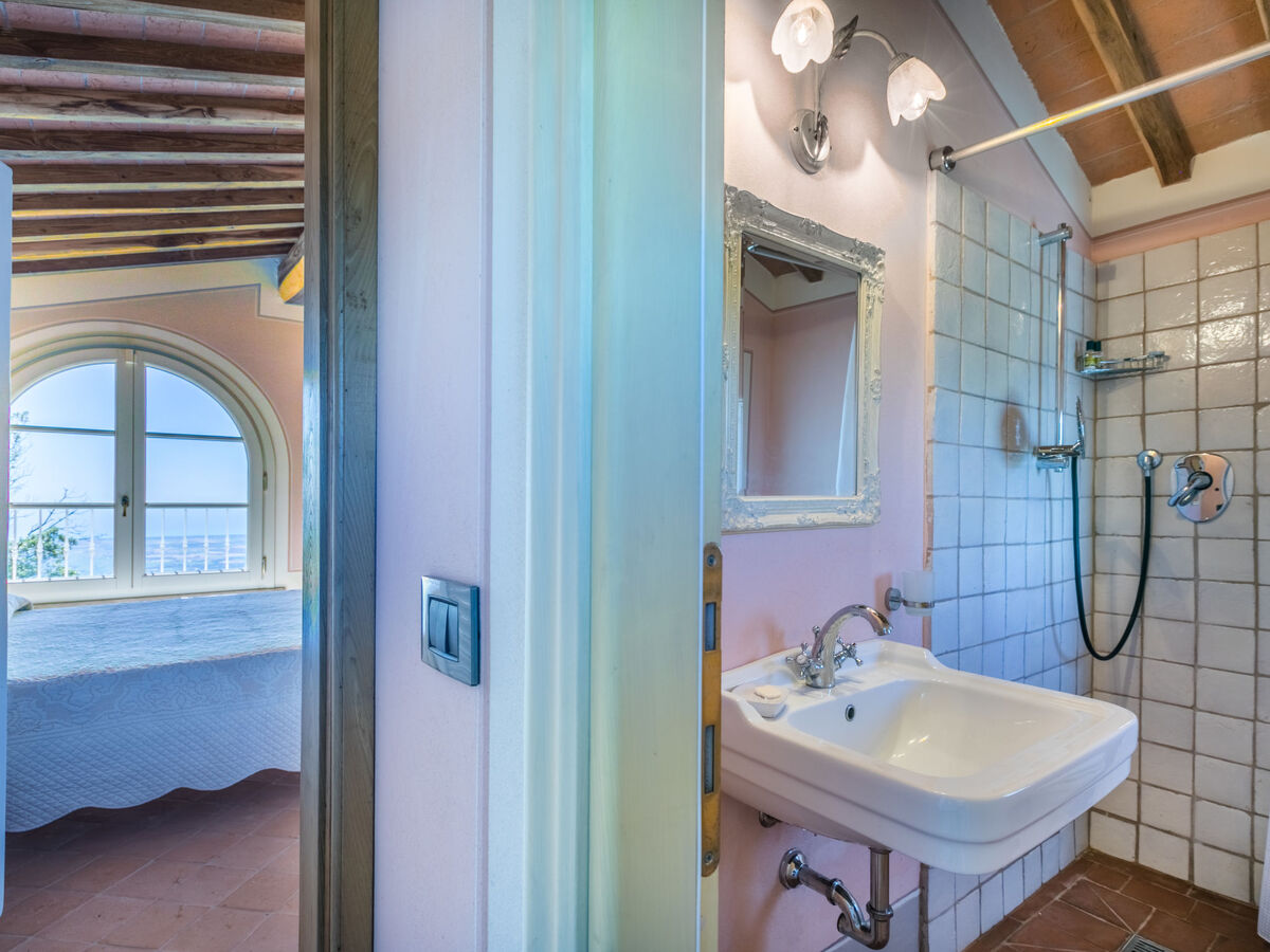 Villa Poggio al Pruno – 14 pers., piscine, vue mer - Photo 85