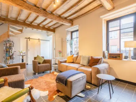 Maison Cuberdon à Riemst : 3 chambres, baby-foot et cinéma : photo 13