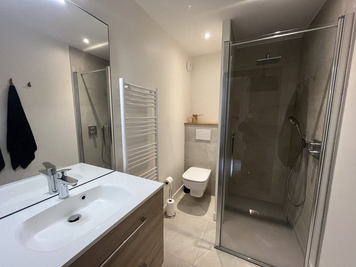 Appart 4 pers. aux Carroz, 350 m des pistes, parking couvert - Photo 10