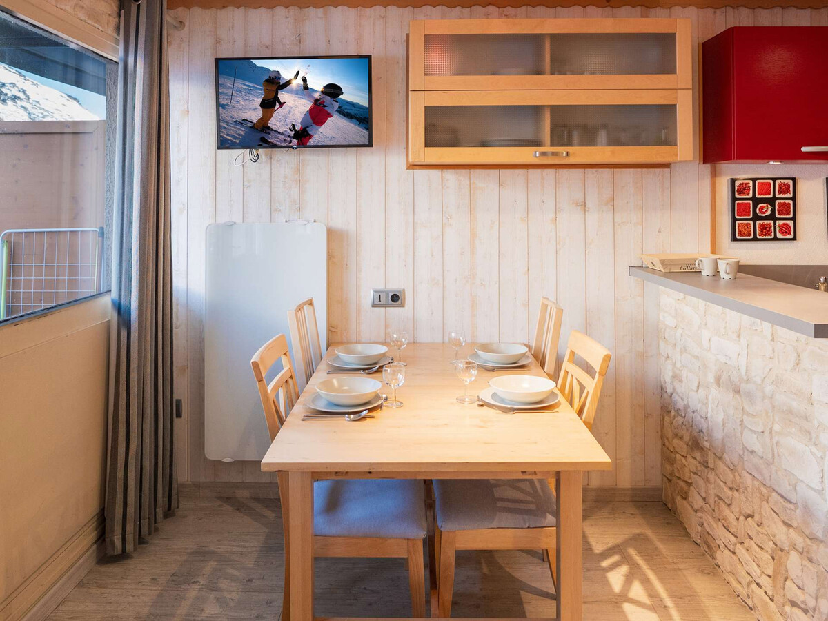 Appart 25m² rénové, balcon, centre Val Thorens - Photo 3
